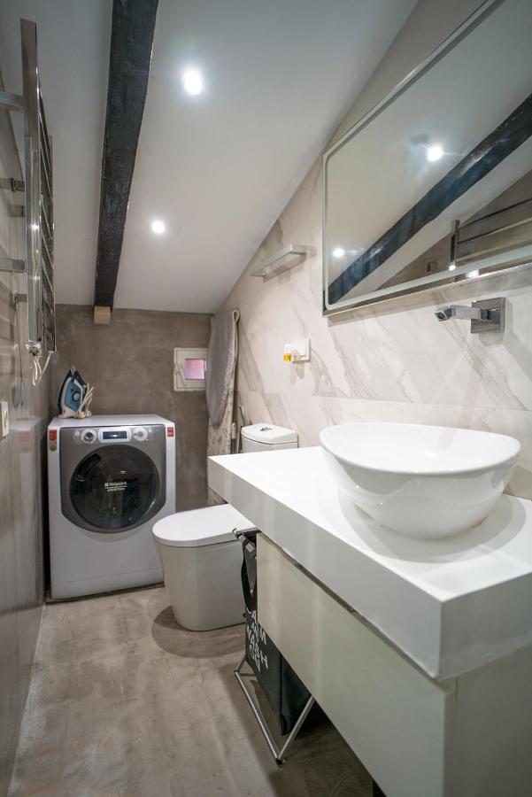 Atico Con Terraza Y Jacuzzi En El Centro Lejlighed Valencia Værelse billede