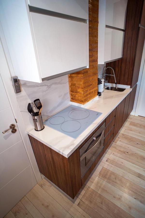 Atico Con Terraza Y Jacuzzi En El Centro Lejlighed Valencia Værelse billede